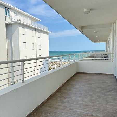 RESIDENCE FARO - WALTERIGATO Apartments SOLO PER FAMIGLIE Lido di Jesolo Esterno foto