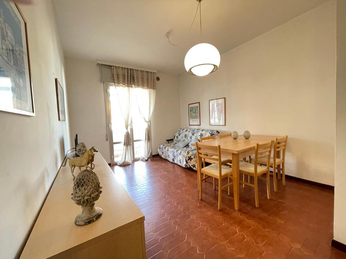 RESIDENCE FARO - WALTERIGATO Apartments SOLO PER FAMIGLIE Lido di Jesolo Esterno foto