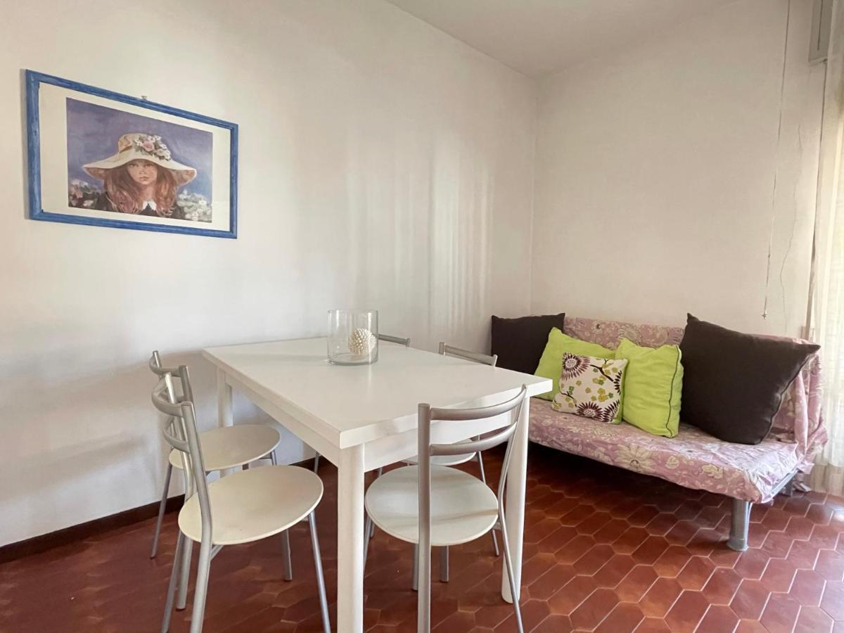 RESIDENCE FARO - WALTERIGATO Apartments SOLO PER FAMIGLIE Lido di Jesolo Esterno foto